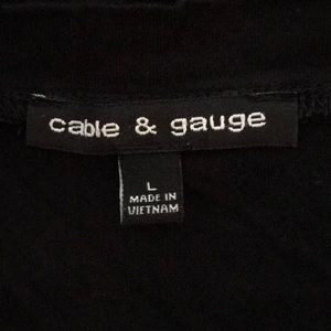 Cable & Gauge Tops - Cable & Gauge V-neck Cable & Gauge Tops - Cable & Gauge V-neck